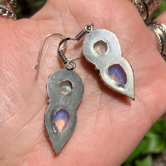 925 sterling silver Overlay moonstones & iridescent opalite dangly boho earrings - Picture 4 of 12